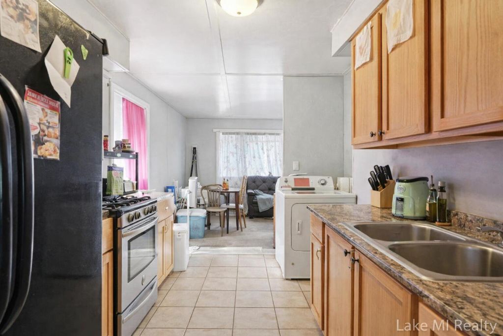 Photo of 116 Fleetwood Drive, Battle Creek, MI 49037 (MLS # 26005988)