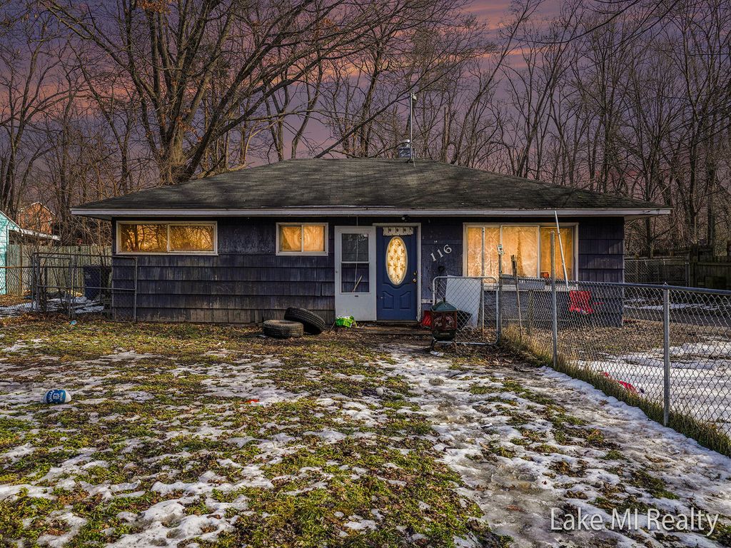 Photo of 116 Fleetwood Drive, Battle Creek, MI 49037 (MLS # 26005988)
