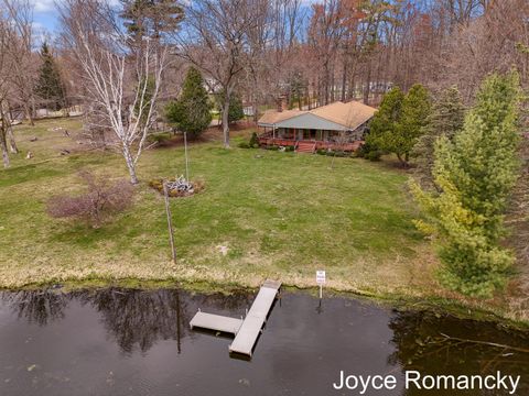 4021 E Shore Drive, Stanton, MI 48888 - MLS#: 25018107