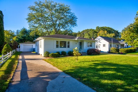 Photo for 530 Fleser Court