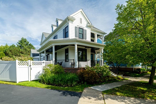 396 HAMILTON ST, CANTON, MI 48188 - Image 7be2edbaf0fcb49abbcc8c8cf766441e/974444396