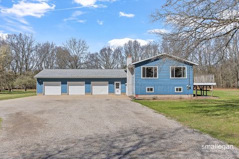 Photo of 271 S Mill Iron Road, Muskegon, MI 49442 (MLS # 26017133)