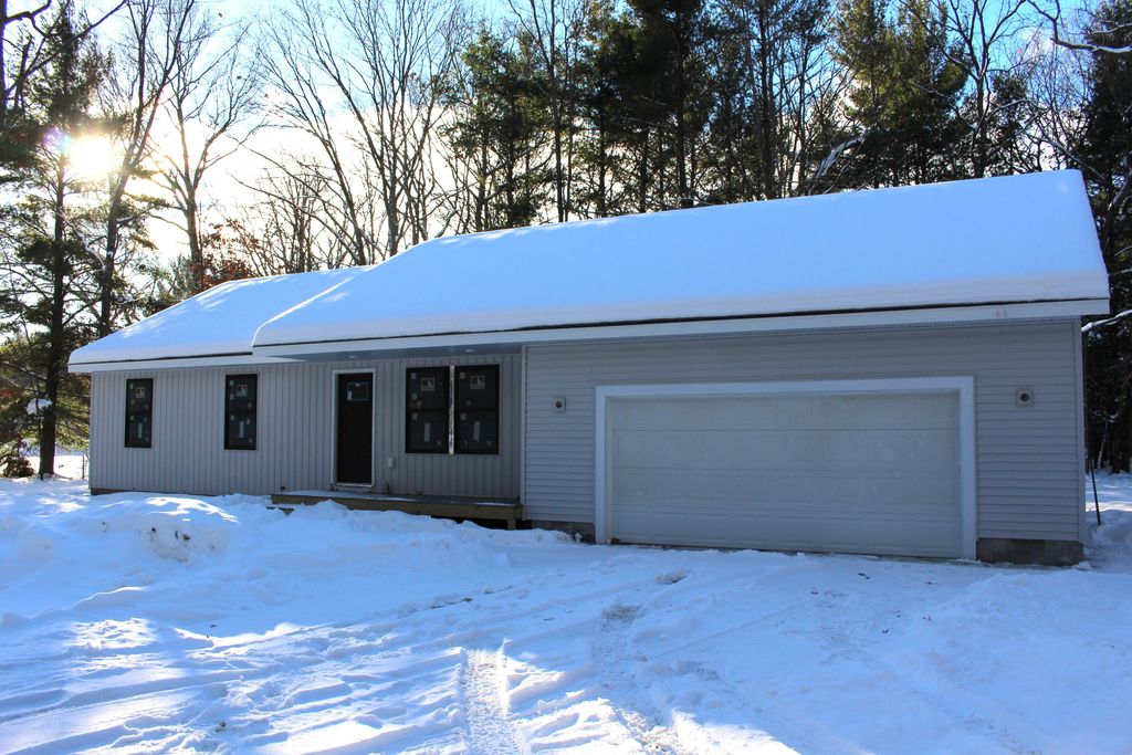 Photo of 2223 Strand Road, Muskegon, MI 49445 (MLS # 25059461)