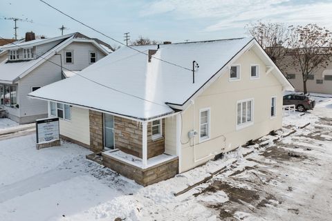 MLS: 25002341