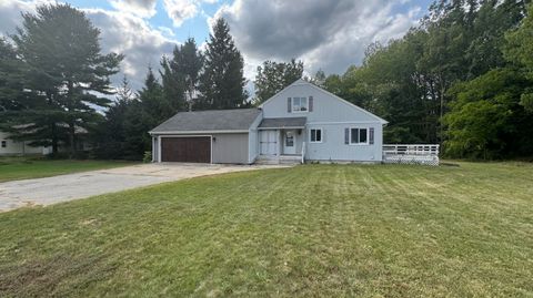 8277 Peninsula Drive Stanwood MI 49346