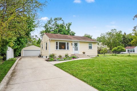 Photo of 412 Boston Avenue, Portage, MI 49002 (MLS # 26021912)