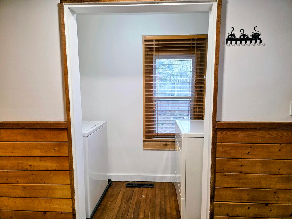 Photo of 53 E Pearl Street, Coldwater, MI 49036 (MLS # 26005870)