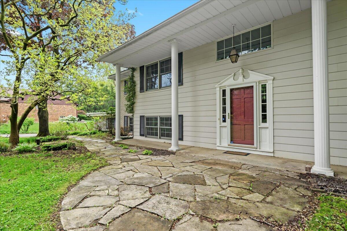 20196 E Whipple Drive
