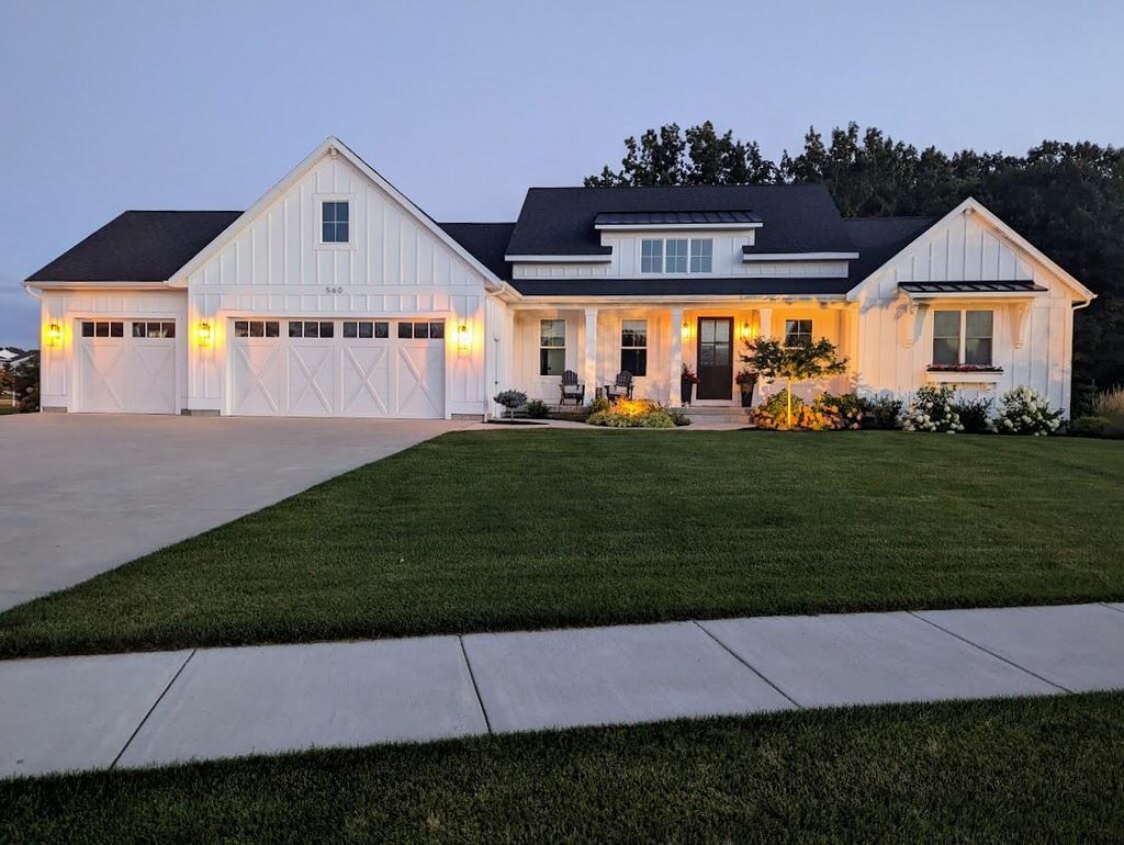 Photo of 560 Stonehill Court, Grandville, MI 49418 (MLS # 23031048)