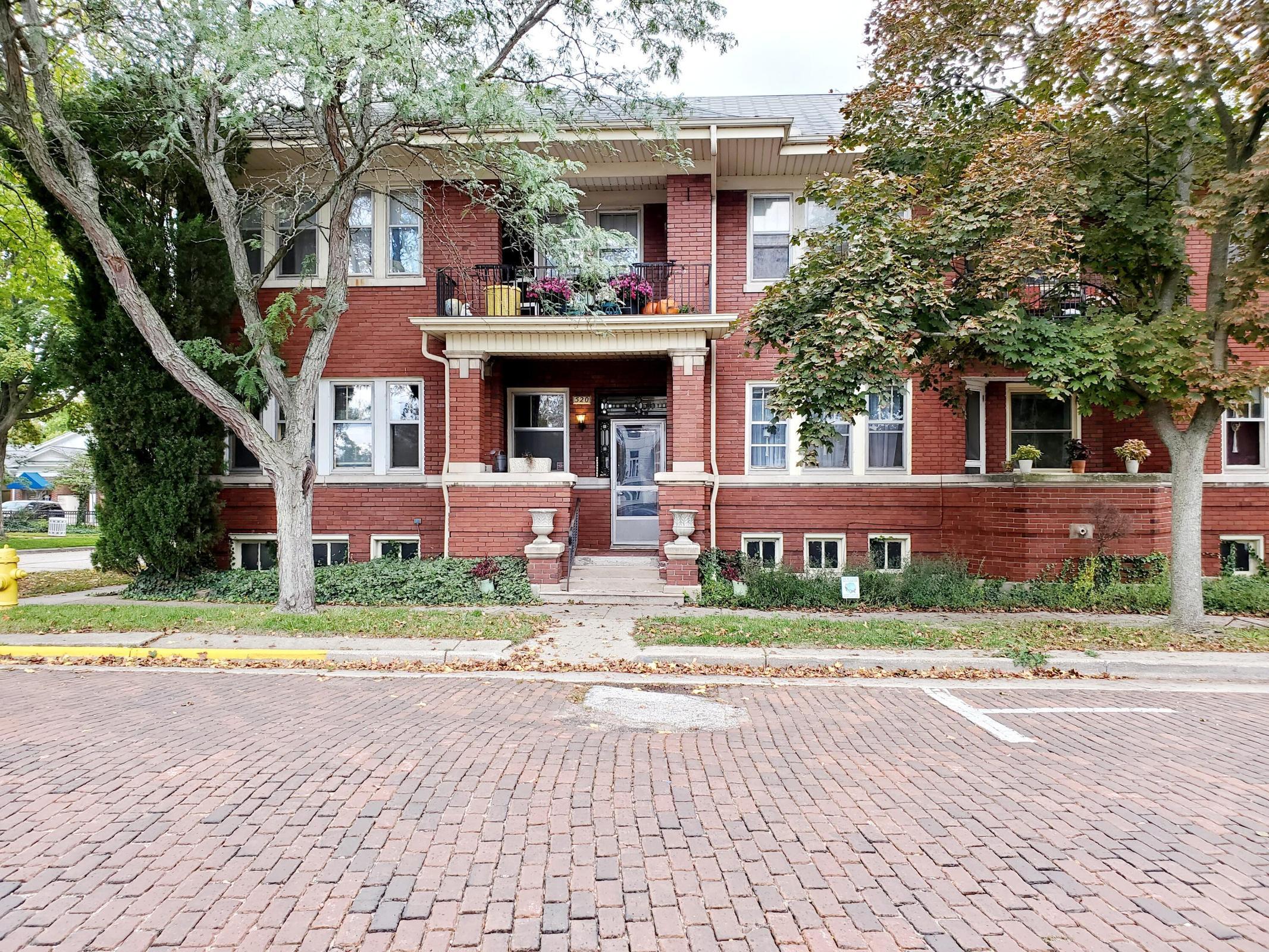 Photo 1 of 5 — 520 State Street Unit Unit d, St. Joseph, MI 49085