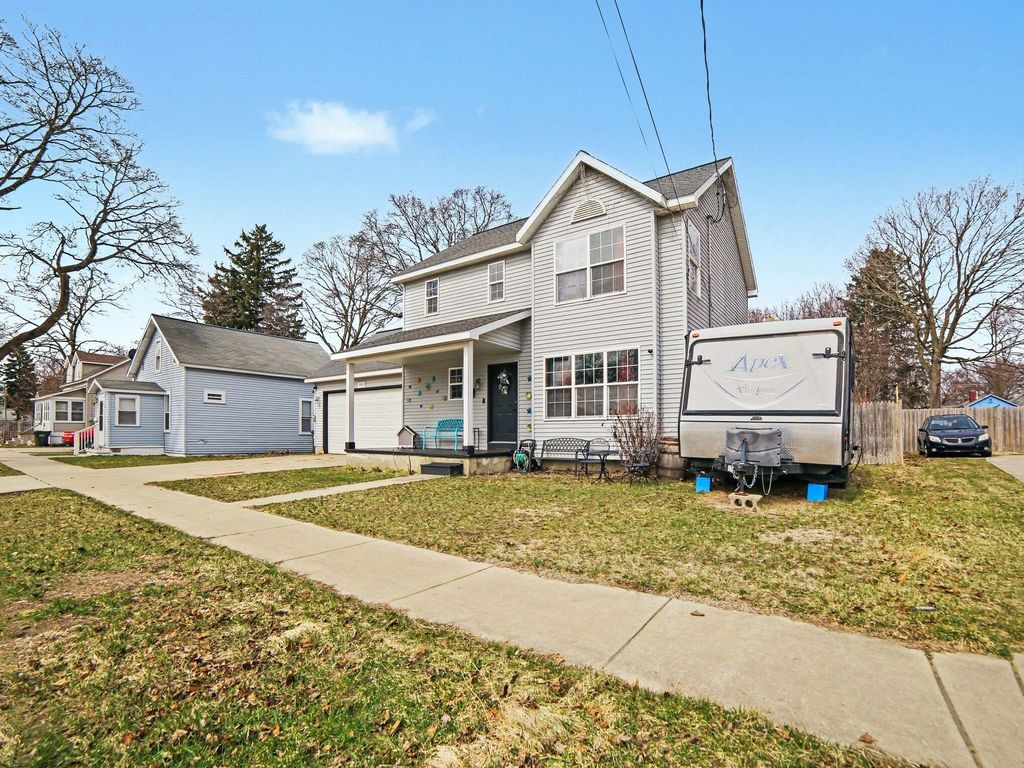 Photo of 280 Iona Avenue, Muskegon, MI 49442 (MLS # 26019359)