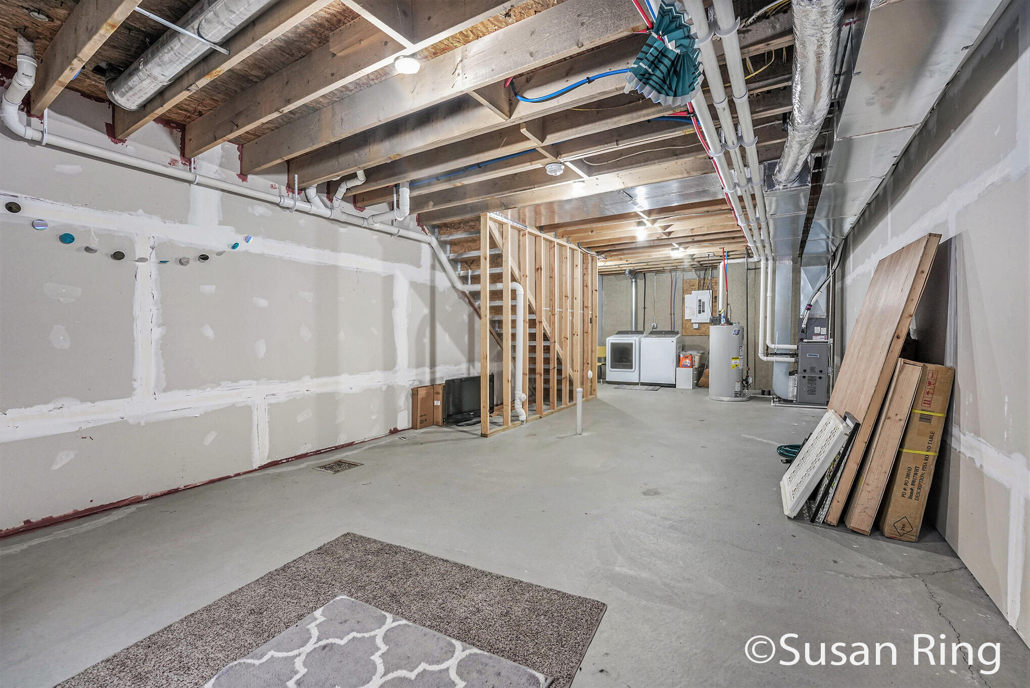 Grand Rapids, Michigan 49503, United States, 2 Bedrooms Bedrooms, ,2 BathroomsBathrooms,Residential,Pending,15288