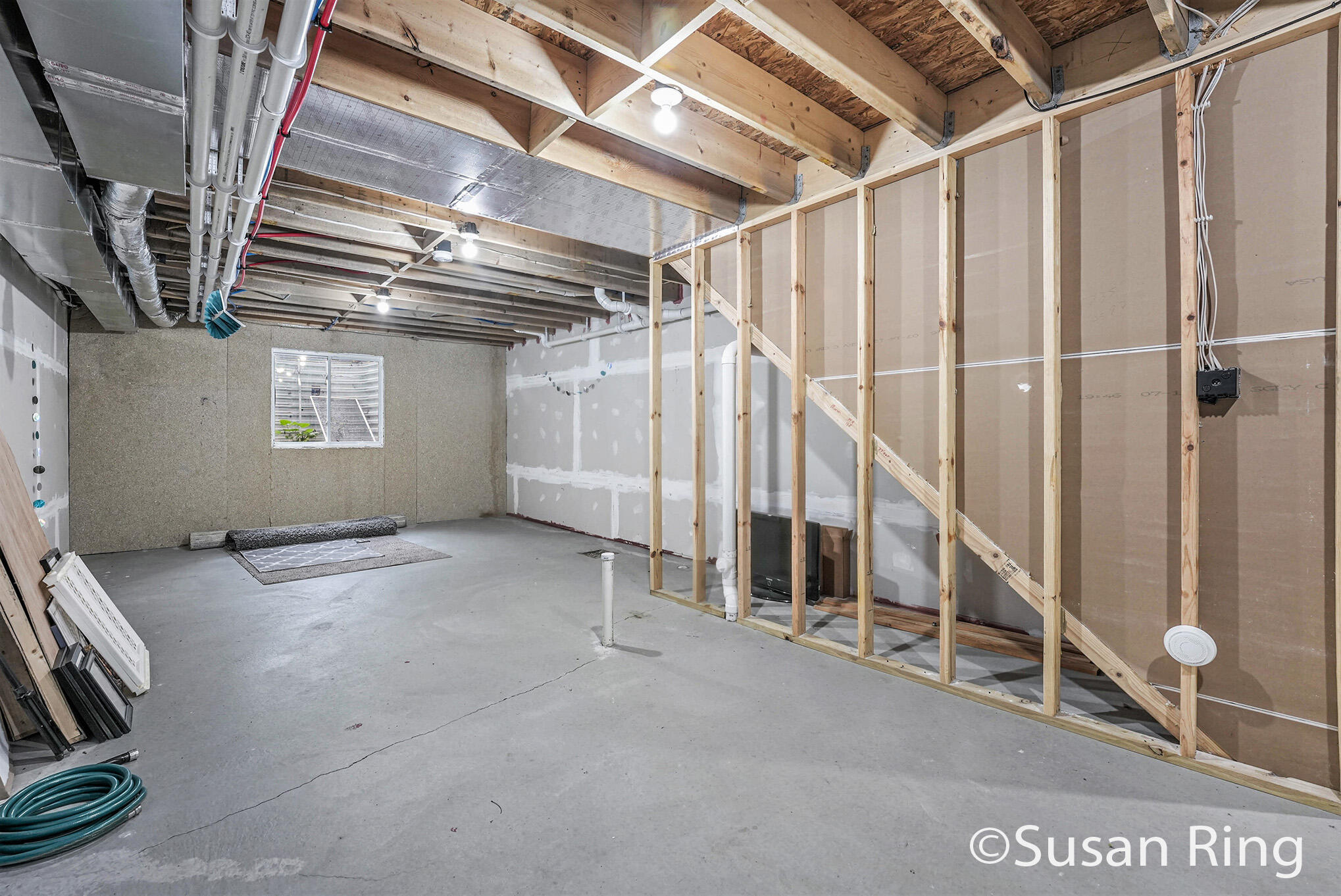 Grand Rapids, Michigan 49503, United States, 2 Bedrooms Bedrooms, ,2 BathroomsBathrooms,Residential,Pending,15288