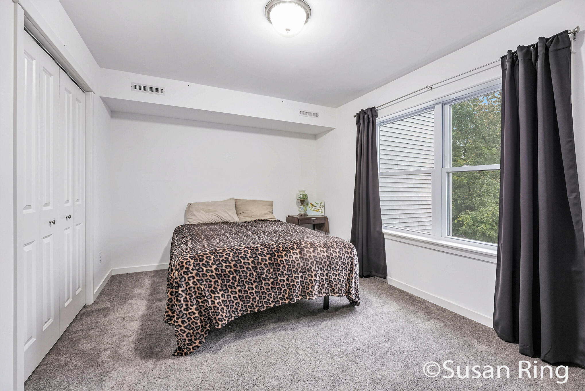 Grand Rapids, Michigan 49503, United States, 2 Bedrooms Bedrooms, ,2 BathroomsBathrooms,Residential,Pending,15288