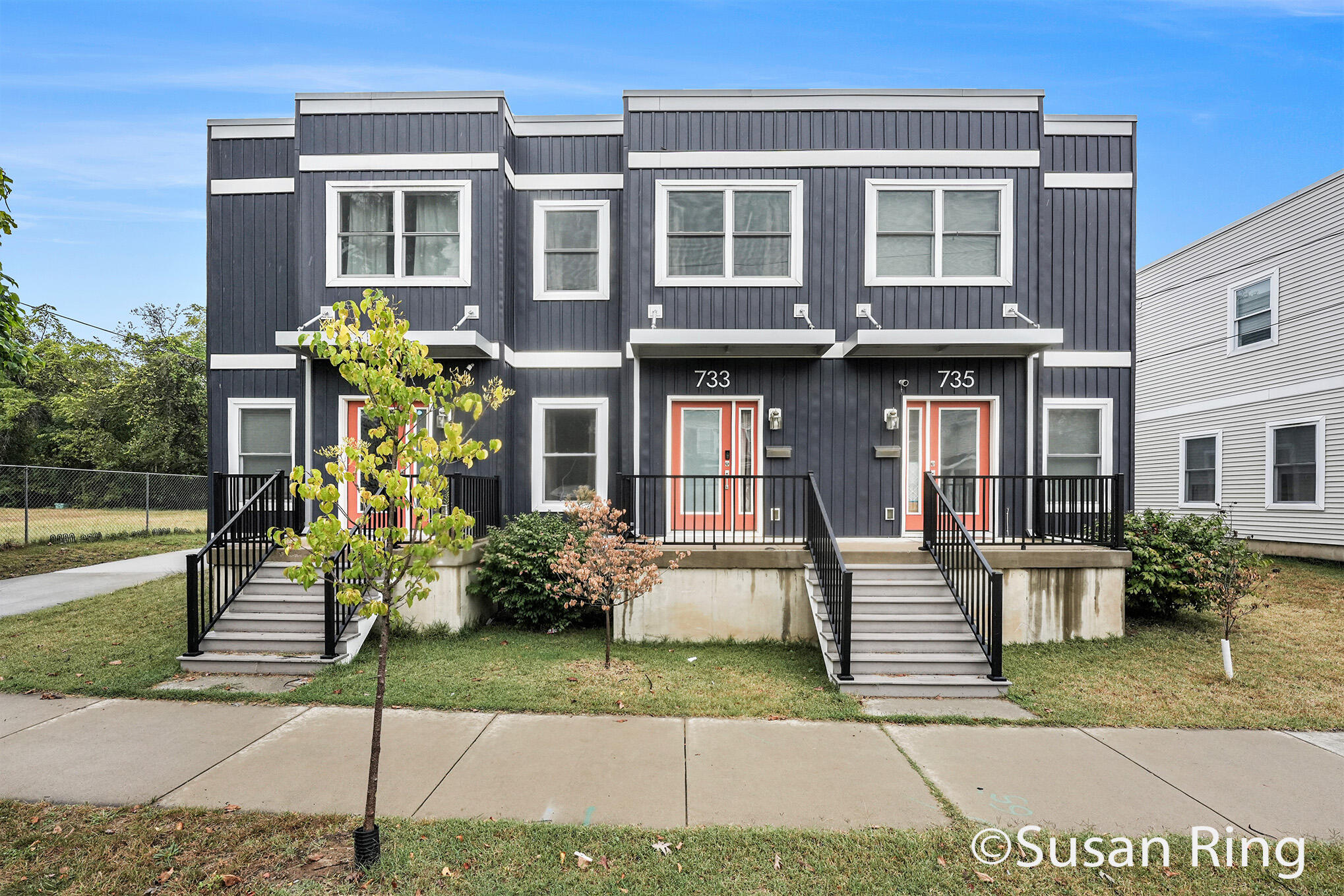 Grand Rapids, Michigan 49503, United States, 2 Bedrooms Bedrooms, ,2 BathroomsBathrooms,Residential,Pending,15288