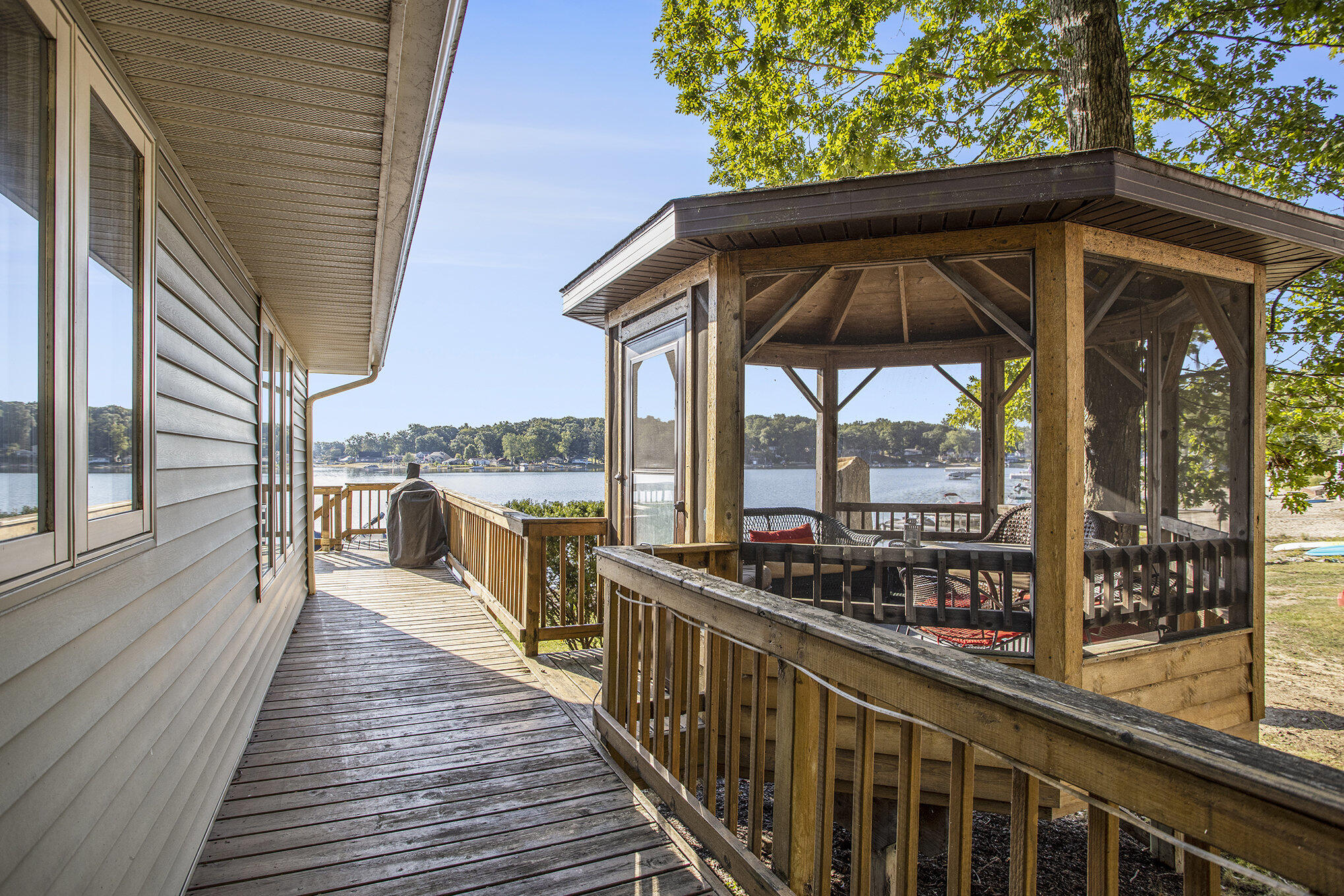 Delton, Michigan 49046, United States, 3 Bedrooms Bedrooms, ,2 BathroomsBathrooms,Residential,Pending,203824