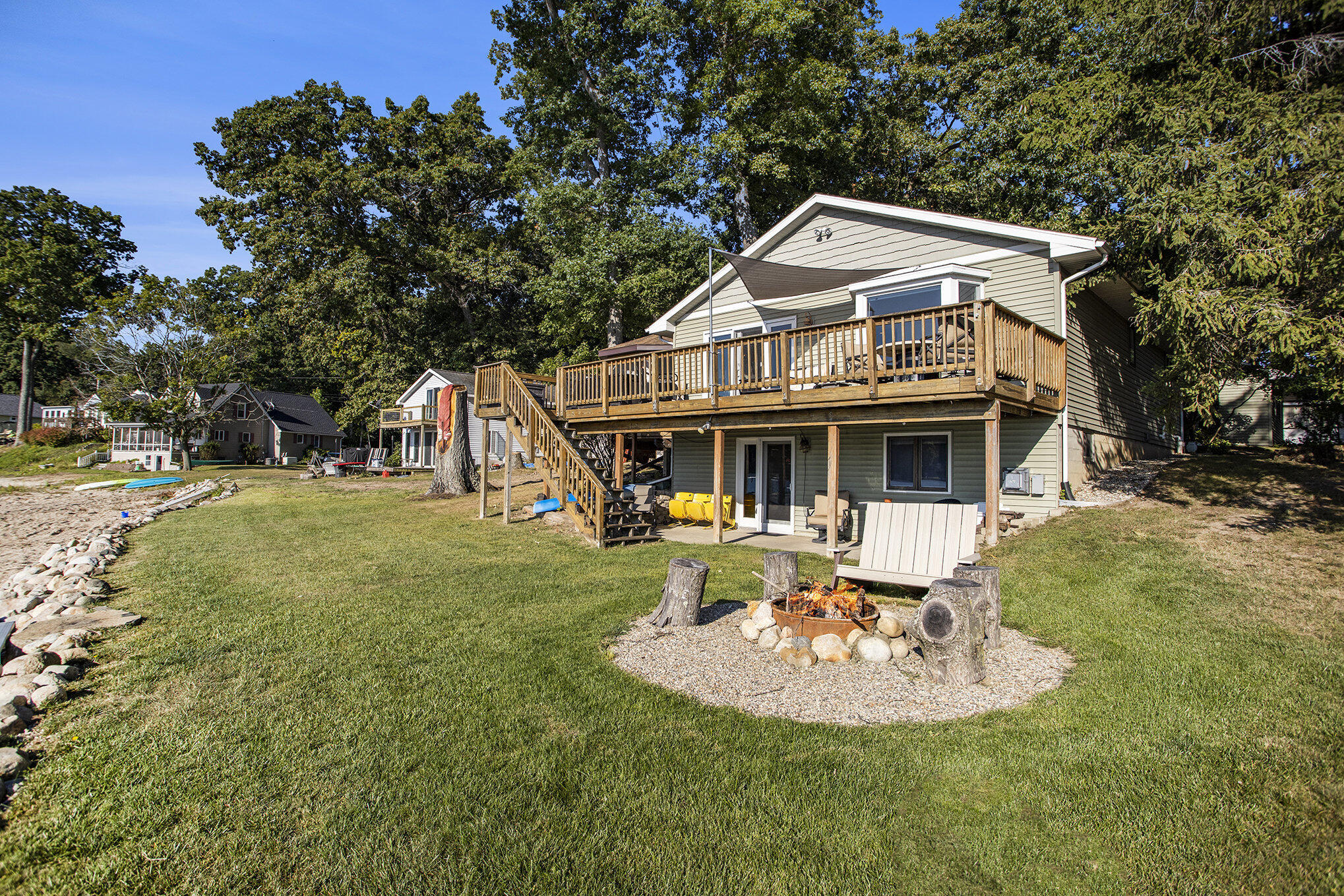 Delton, Michigan 49046, United States, 3 Bedrooms Bedrooms, ,2 BathroomsBathrooms,Residential,Pending,203824