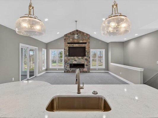 1132 LOCHAVEN CIR, HILLSDALE, MI 49242 - Image 7e6d2ef5f542e85e261bf469f9f97a63/2633667741