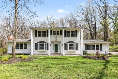 Photo of 860 Sylvan Drive, Battle Creek, MI 49017 (MLS # 26017719)