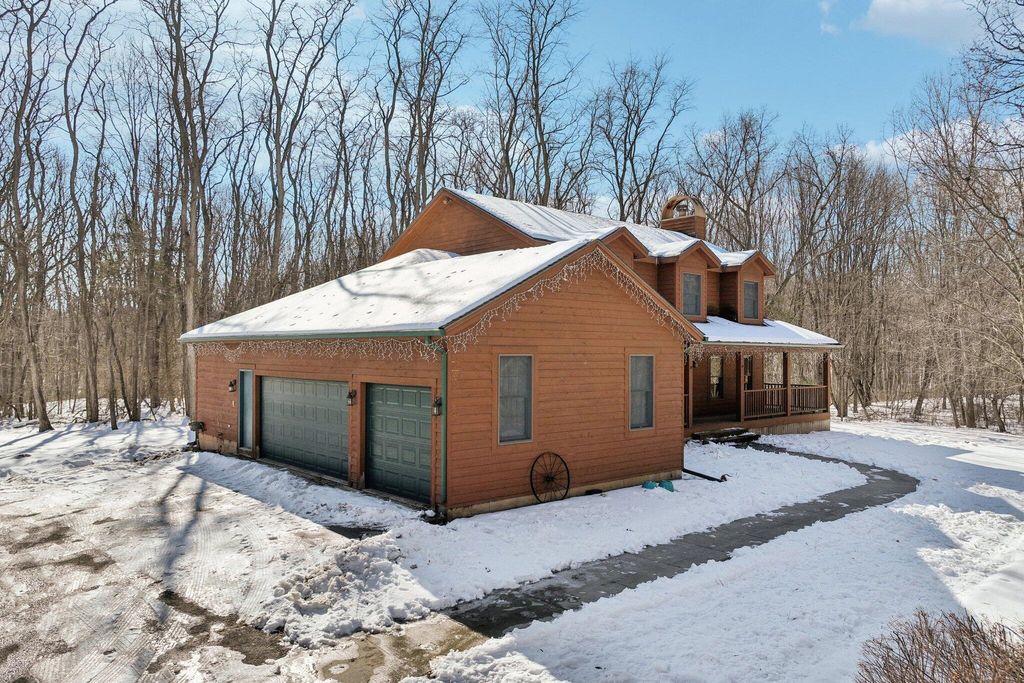 Photo of 12627 N Territorial Road, Dexter, MI 48130 (MLS # 26005654)