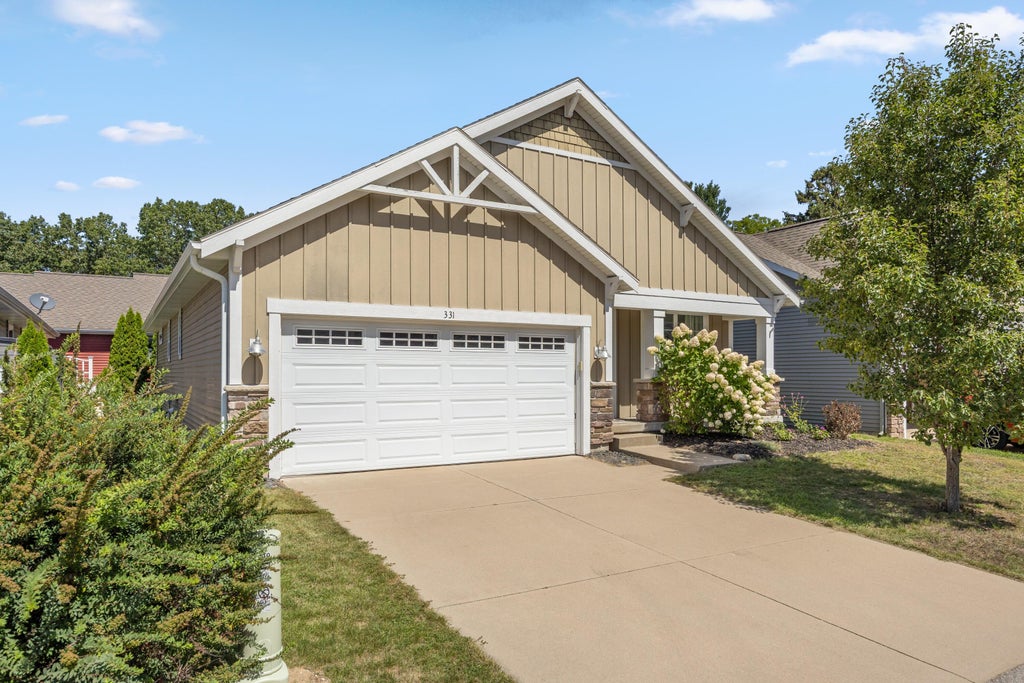 Photo of 331 Rachaels Way, Spring Lake, MI 49456 (MLS # 26045192)