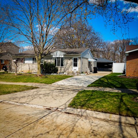 MLS: 25014838