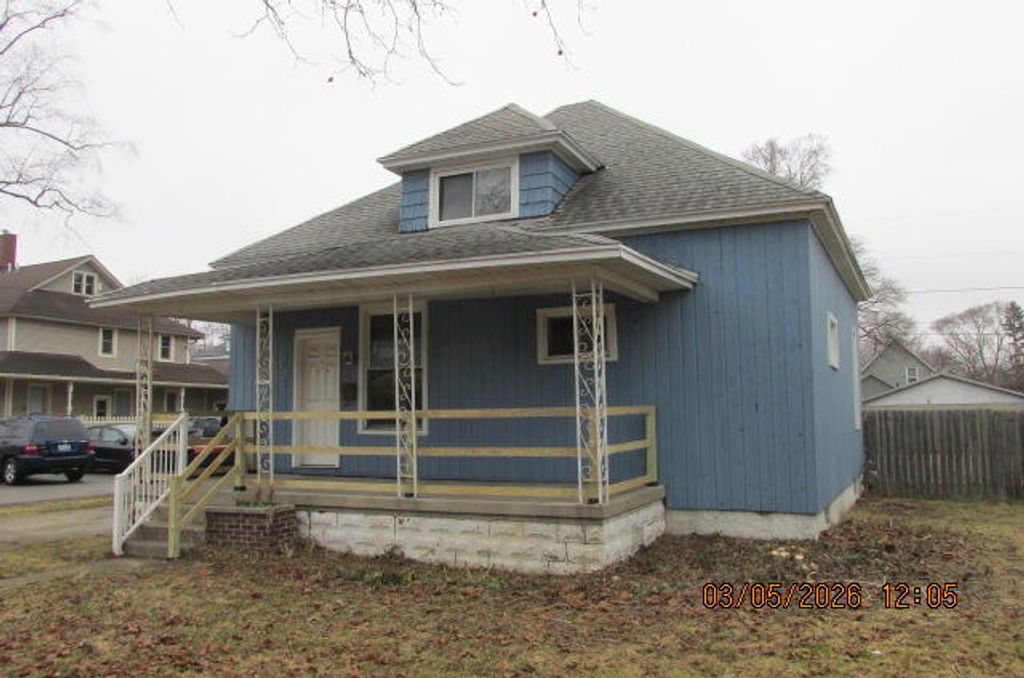 Photo of 231 E 16th Street, Holland, MI 49423 (MLS # 26008146)