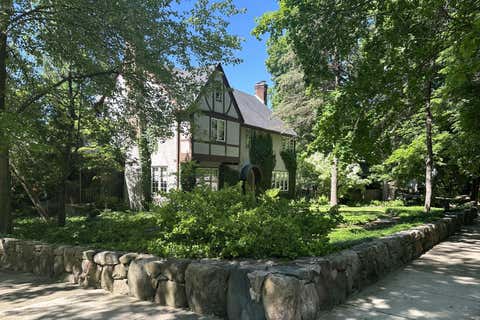 Photo for 1926 Day Street