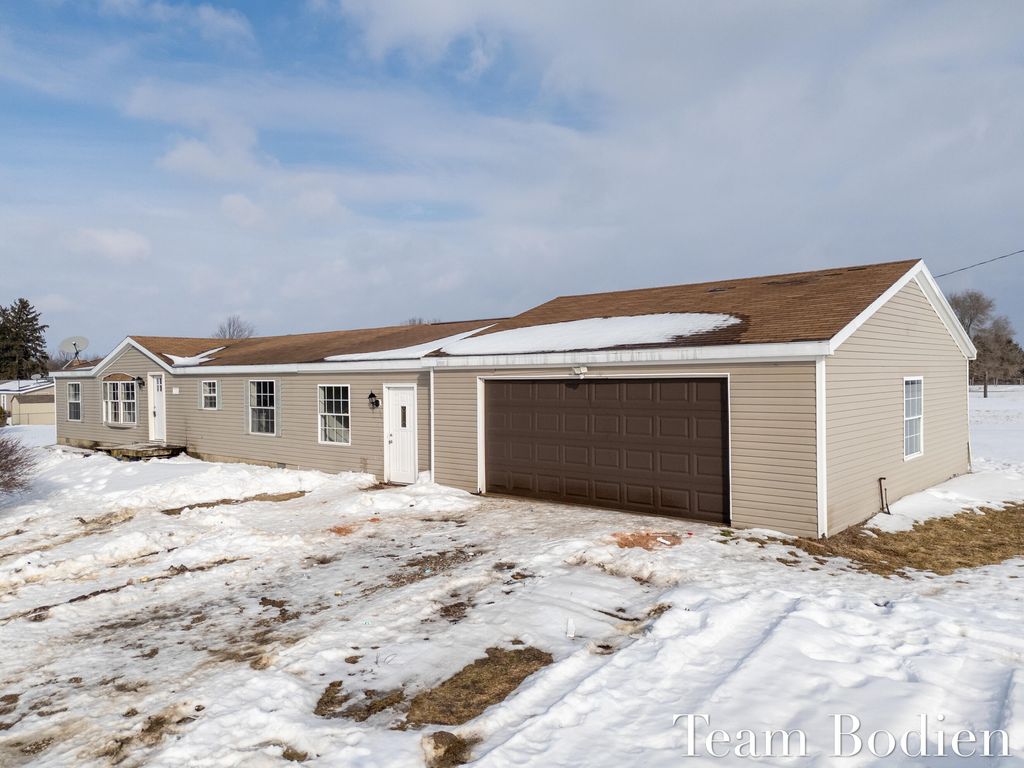 Photo of 1287 62nd Street, Fennville, MI 49408 (MLS # 26005104)