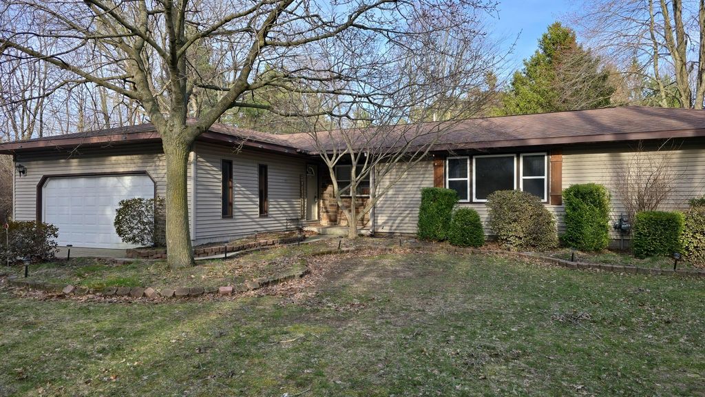 Photo of 6340 Quarterline Road, Spring Lake, MI 49456 (MLS # 25061480)