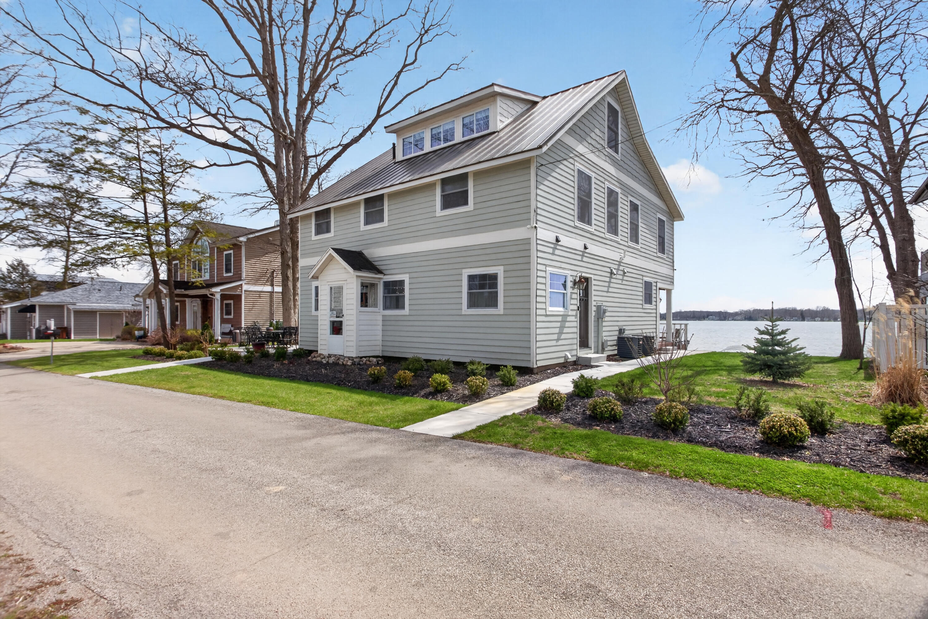 Manitou Beach, Michigan, 49253, United States, 5 Bedrooms Bedrooms, ,5 BathroomsBathrooms,Residential,Active,2038111