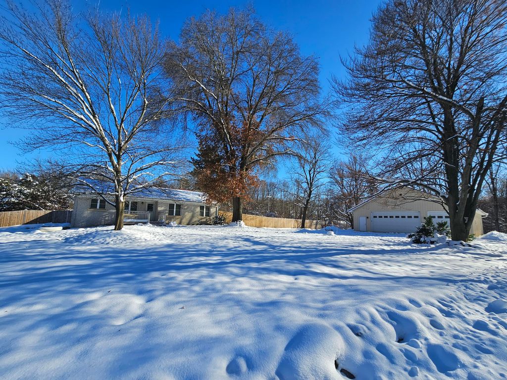 Photo of 4650 36th Street N, Galesburg, MI 49053 (MLS # 26005044)