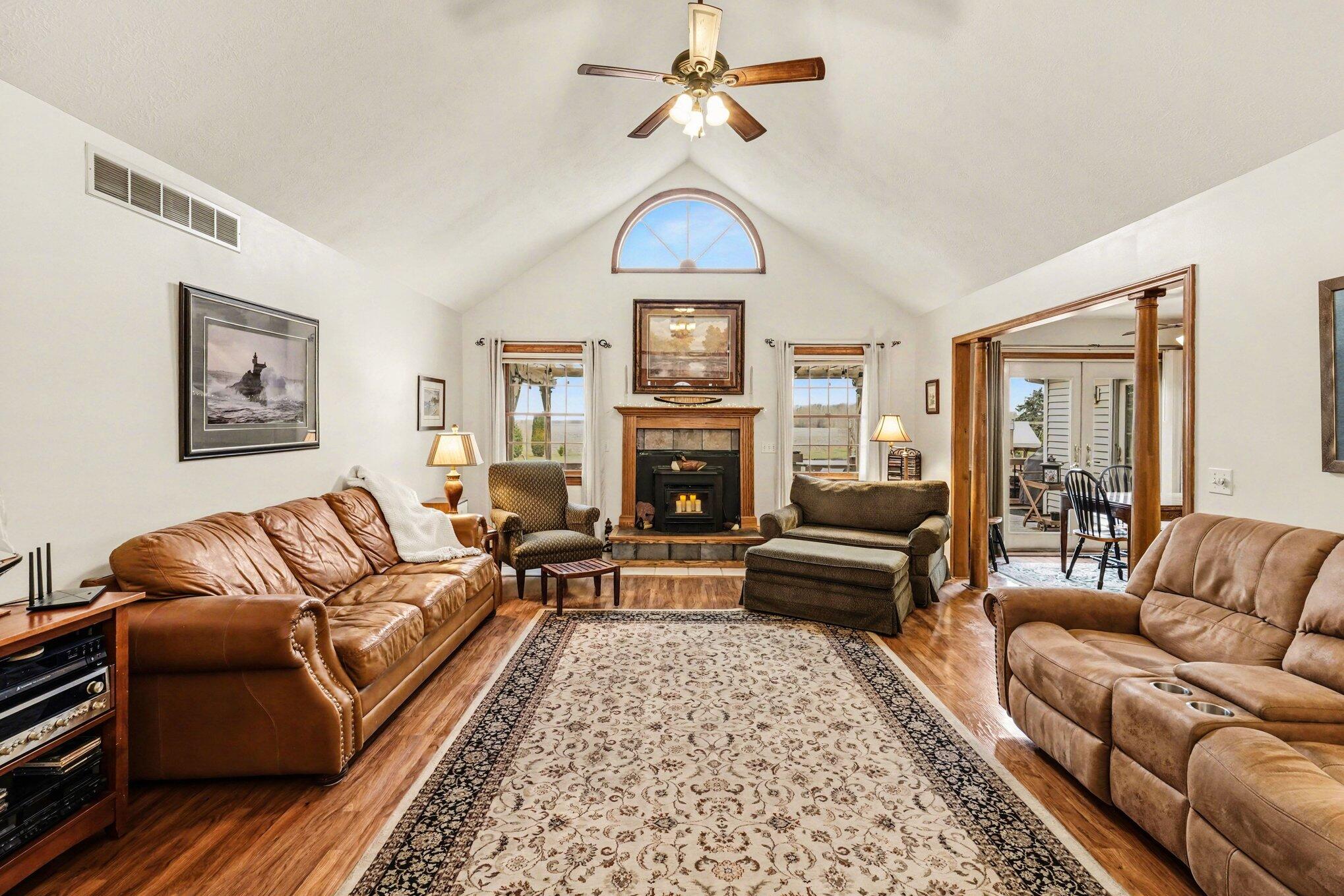 Properties Available 1 - 1 3549 W Beard Road