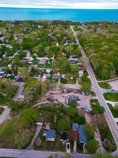 Photo of 1010 N Rath Avenue, Ludington, MI 49431 (MLS # 26041485)