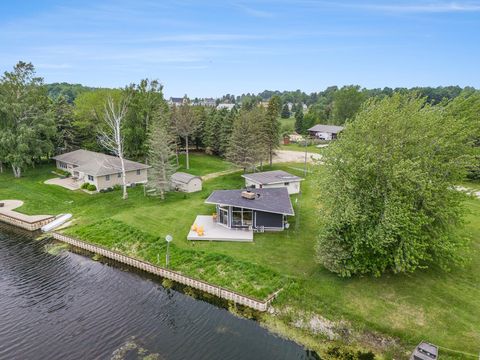 Photo of 16864 Northwood Highway, Arcadia, MI 49613 (MLS # 26009203)