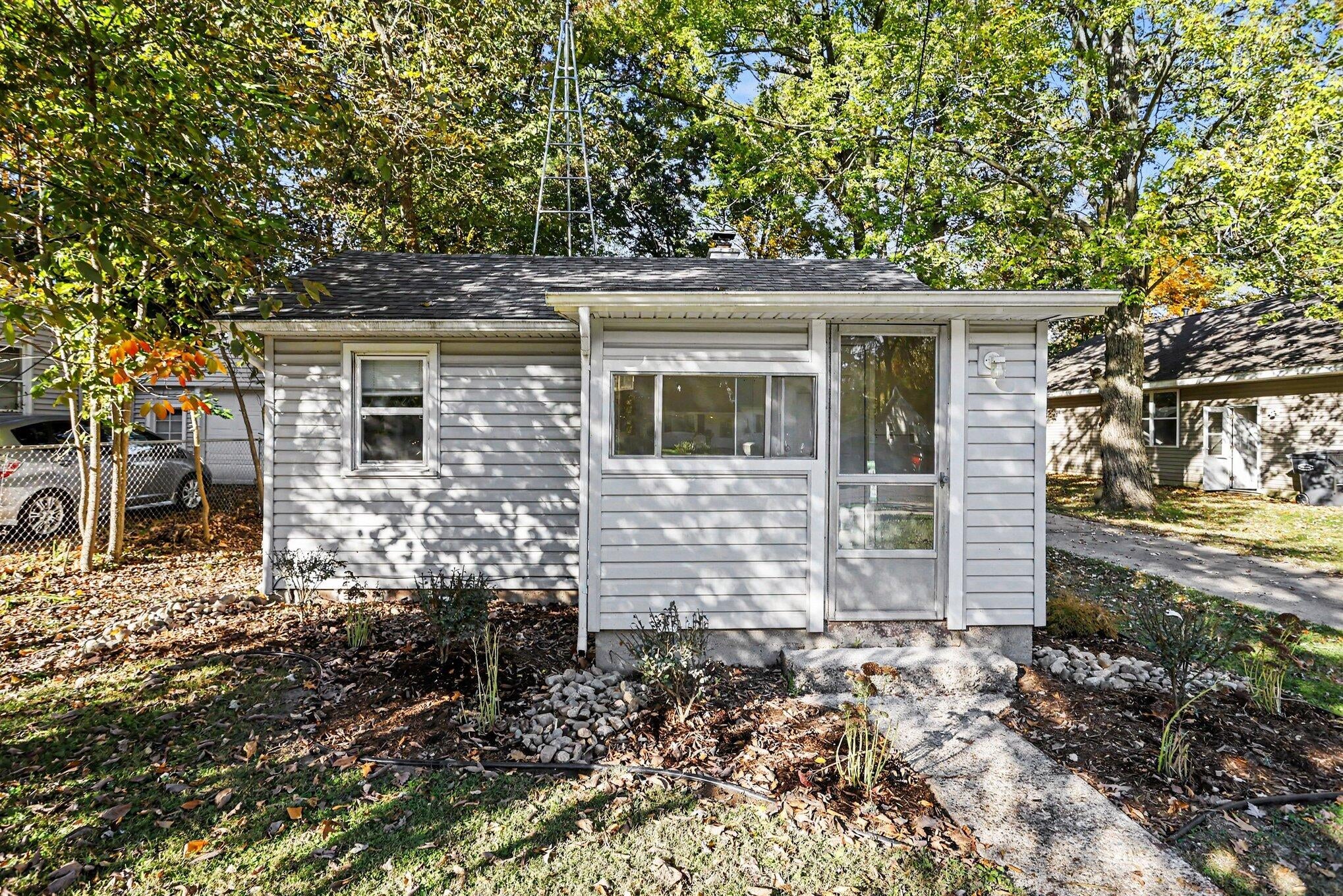 2320 Hazel Avenue
