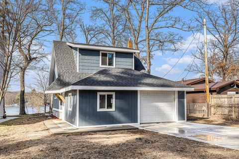 5557 Front Street, Newaygo, MI 49337 - MLS#: 25009812