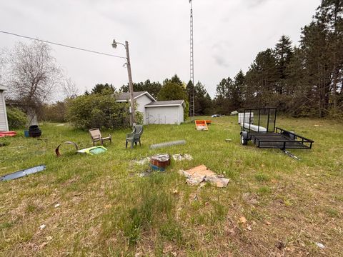 Photo of 2526 N Victory Corner Road, Ludington, MI 49431 (MLS # 26021196)