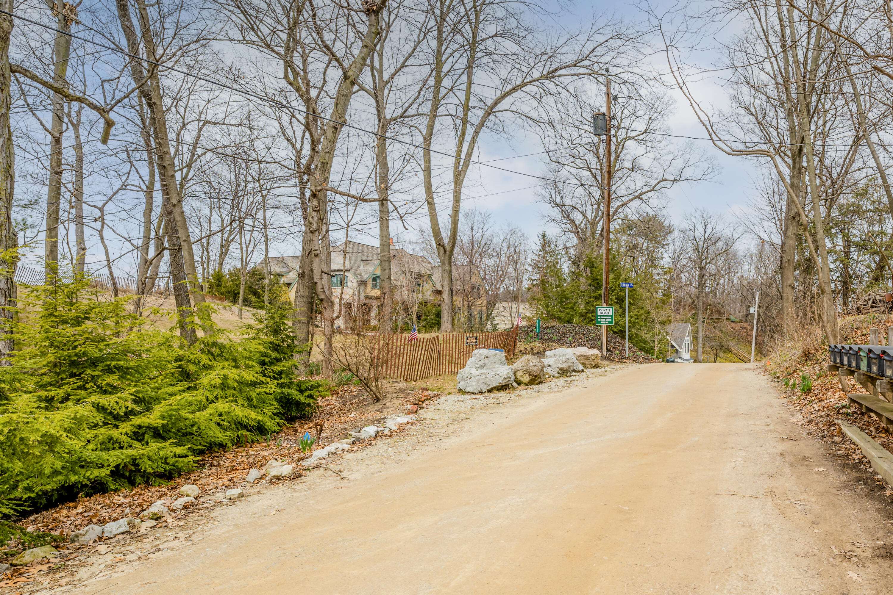 5812 Dunham Path