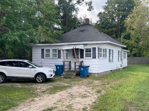 Photo of 217 S Apple Avenue, Hart, MI 49420 (MLS # 26045969)
