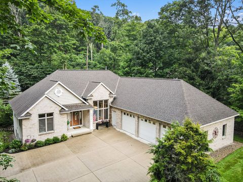 6607 Timber Cove West Olive MI 49460