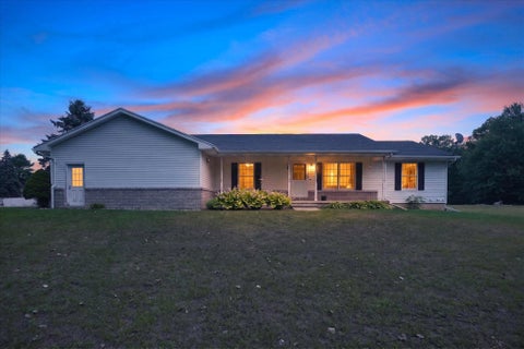 Photo for 635 W Poplar Street