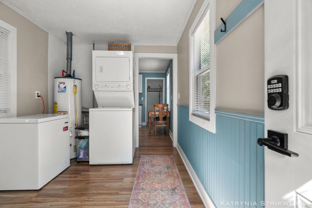 Photo of 14758 152nd Avenue, Grand Haven, MI 49417 (MLS # 25060338)