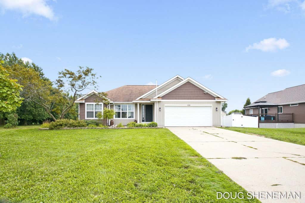 Photo of 11356 Greenly Street, Holland, MI 49424 (MLS # 26042816)