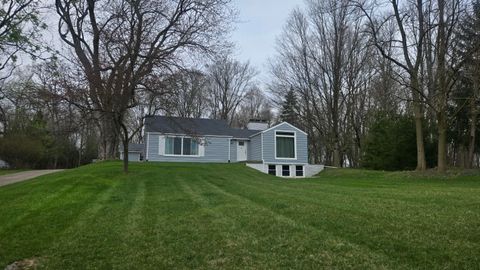 32590 W 11 Mile Road Farmington MI 48336