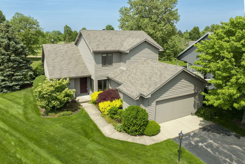 Photo of 1721 Fountainview Court SE, Caledonia, MI 49316 (MLS # 24025486)