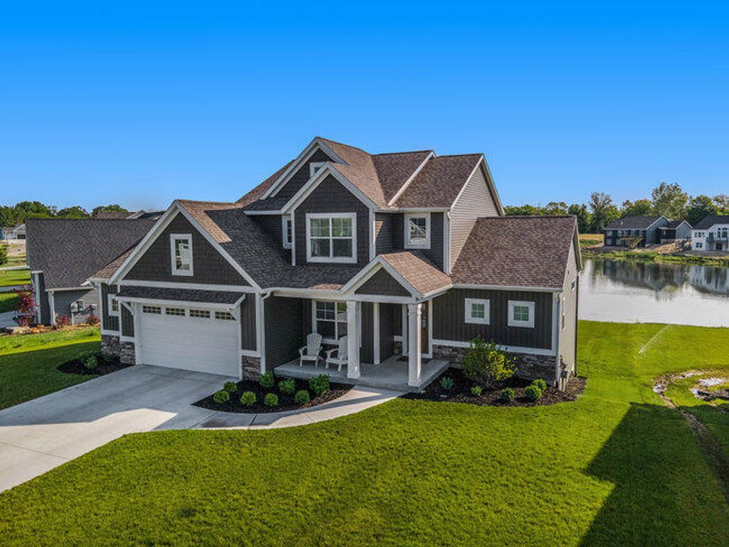 Photo of 4725 W Lake Drive, Holland, MI 49423 (MLS # 25056368)