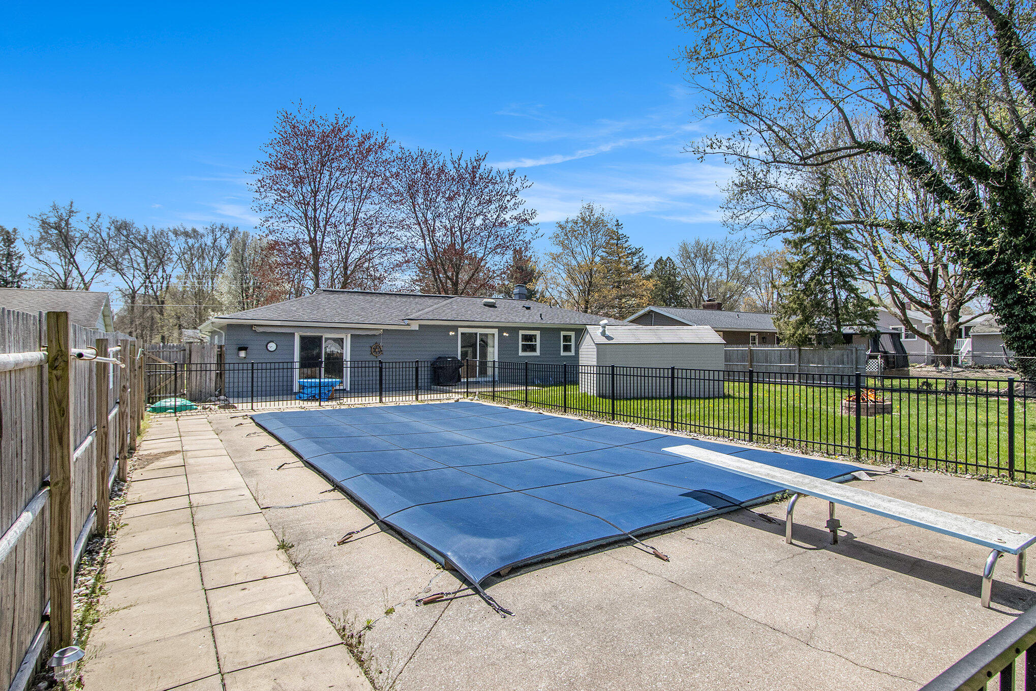 Portage, Michigan 49002, United States, 3 Bedrooms Bedrooms, ,2 BathroomsBathrooms,Residential,Pending,116918