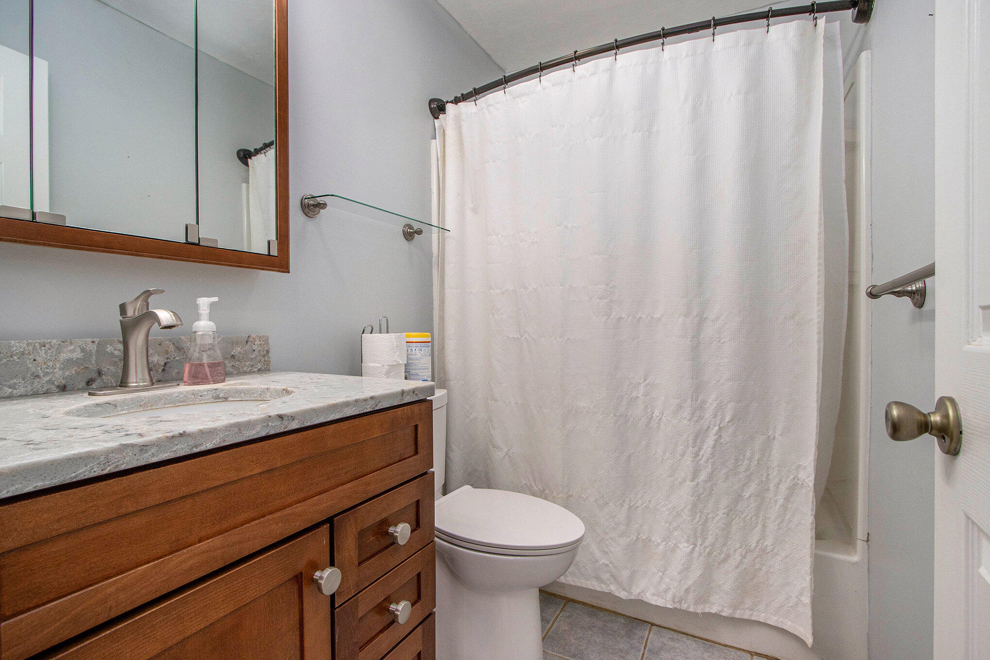 Portage, Michigan 49002, United States, 3 Bedrooms Bedrooms, ,2 BathroomsBathrooms,Residential,Pending,116918