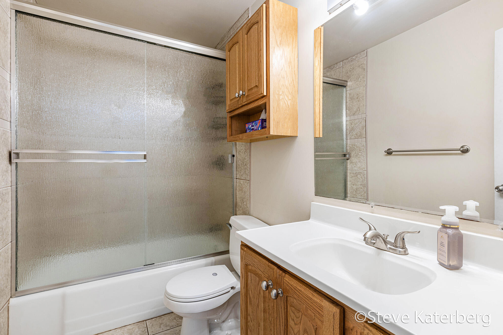 Wyoming, Michigan 49519, United States, 4 Bedrooms Bedrooms, ,2 BathroomsBathrooms,Residential,Pending,202403